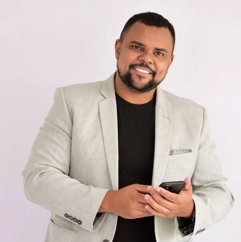 Idealizador do projeto ErreFácil
